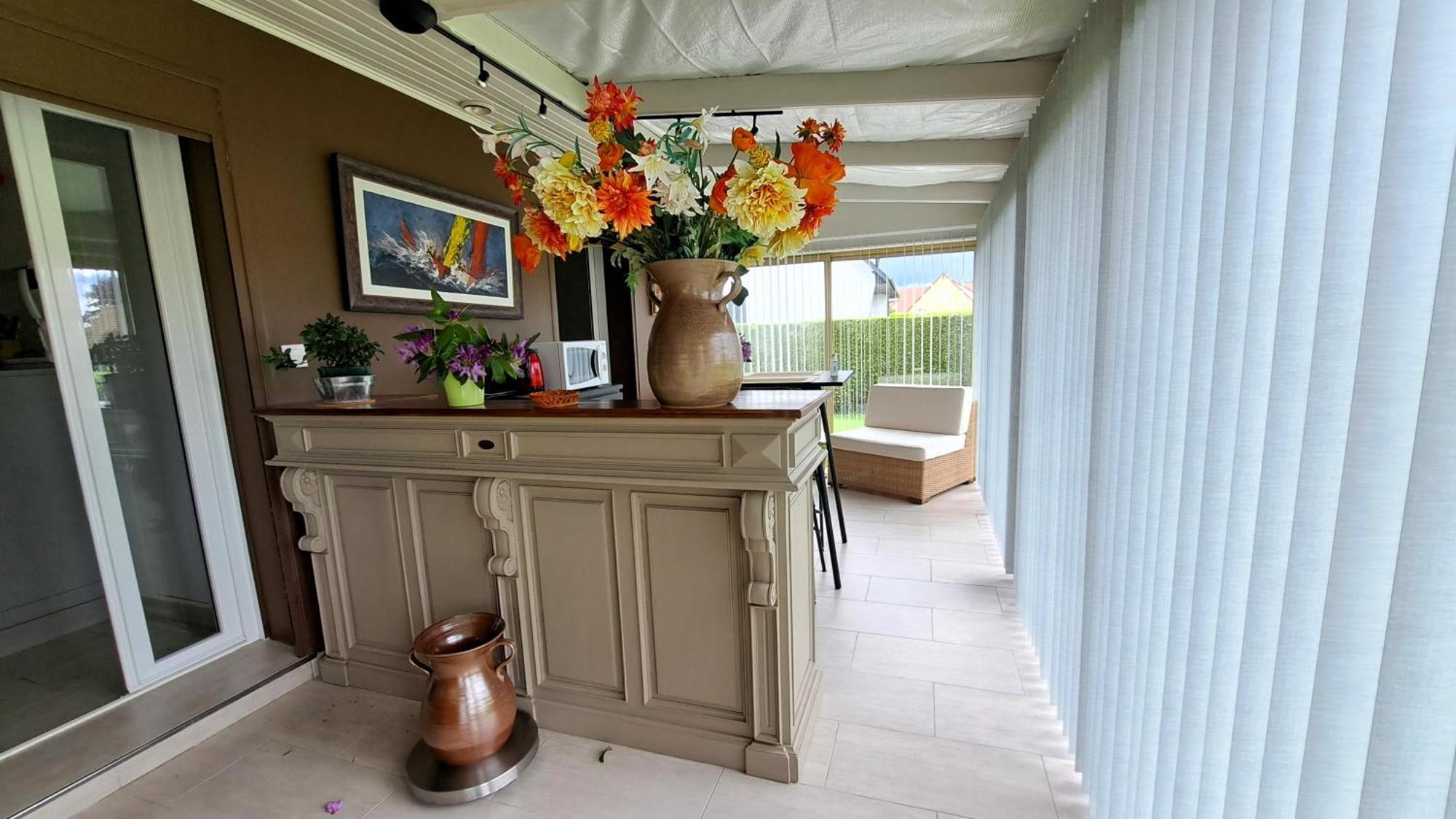 CHAMBRE PRIVEE AVEC SALON, garage voiture, vélos, motos Tourville-sur-Arques Extérieur photo